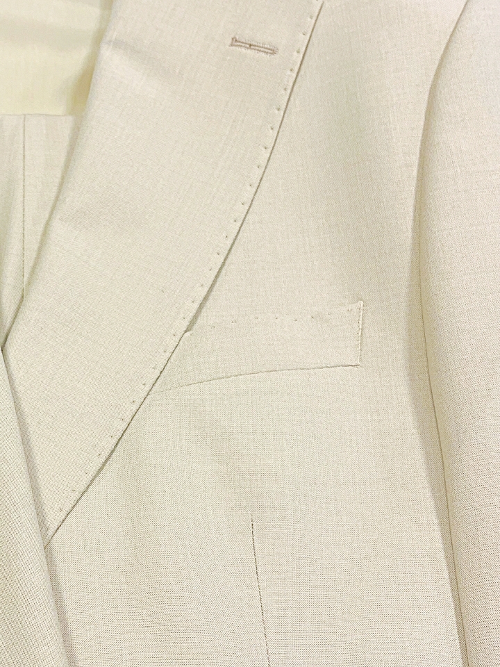 Pánsky oblek svetlohnedý s vestou, P16